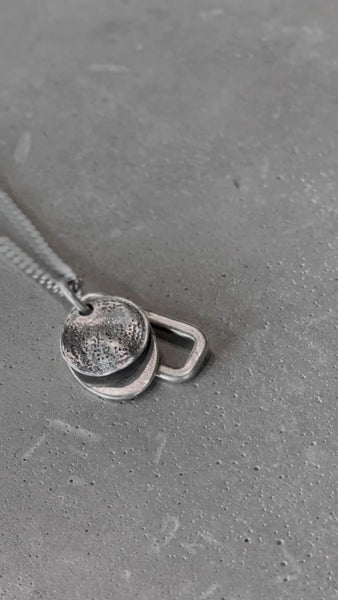 Goti CN2133 Necklace – DARK WAVE