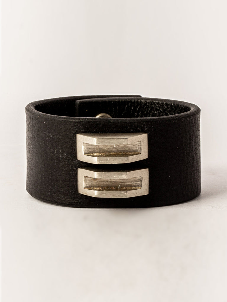 Parts Of 4 Hoop Restraint Charm Bracelet