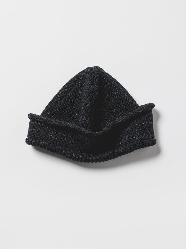 The Viridi-Anne Beanie Black