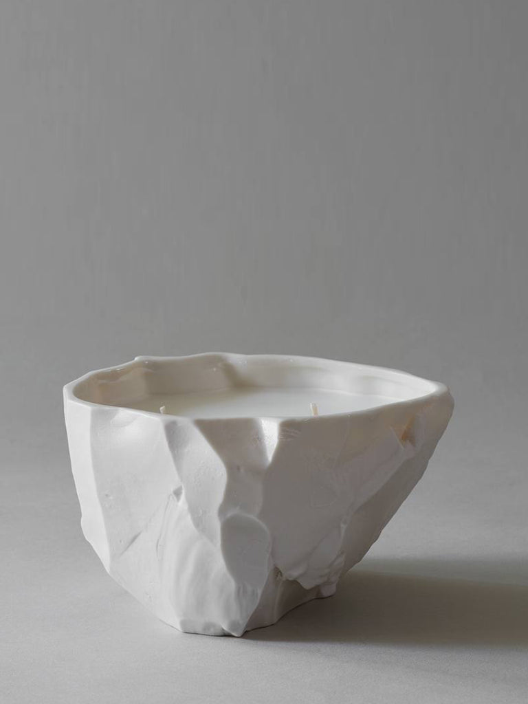 Neandertal them 375g scented candle