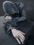 Blackmerle Claw Ring