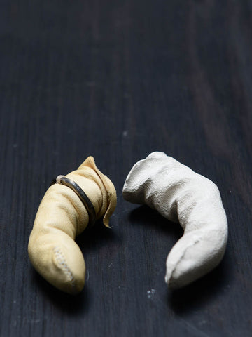 0.HIDE Prosthetic Finger Ring White