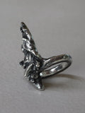 Blackmerle Claw Ring