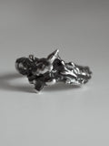 Blackmerle Horn Ring