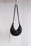 0.Hide Pleated Sling Bag