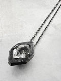 Gaspard Hex Quartz inclusion Necklace M