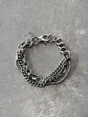 Goti BR2302 Bracelet
