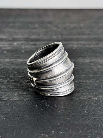 Goti AN947 Ring