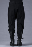 Dhygen Stretch Denim Knee-Cutout Cropped Trousers