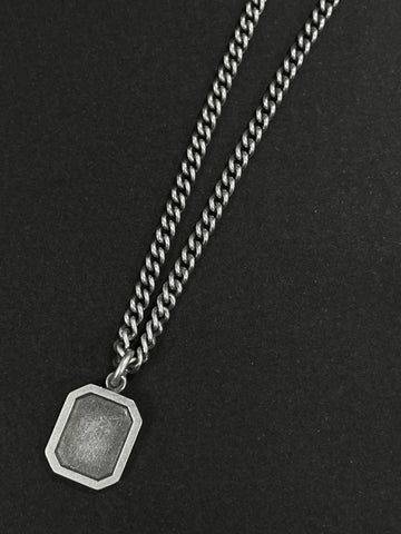 Olivier Portrait Recess Pendant