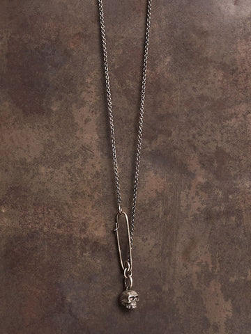 Werkstatt Munchen Fine Chain Safety Pin & Skull