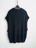 Ziggy Chen Sleeveless V Neck Sweater