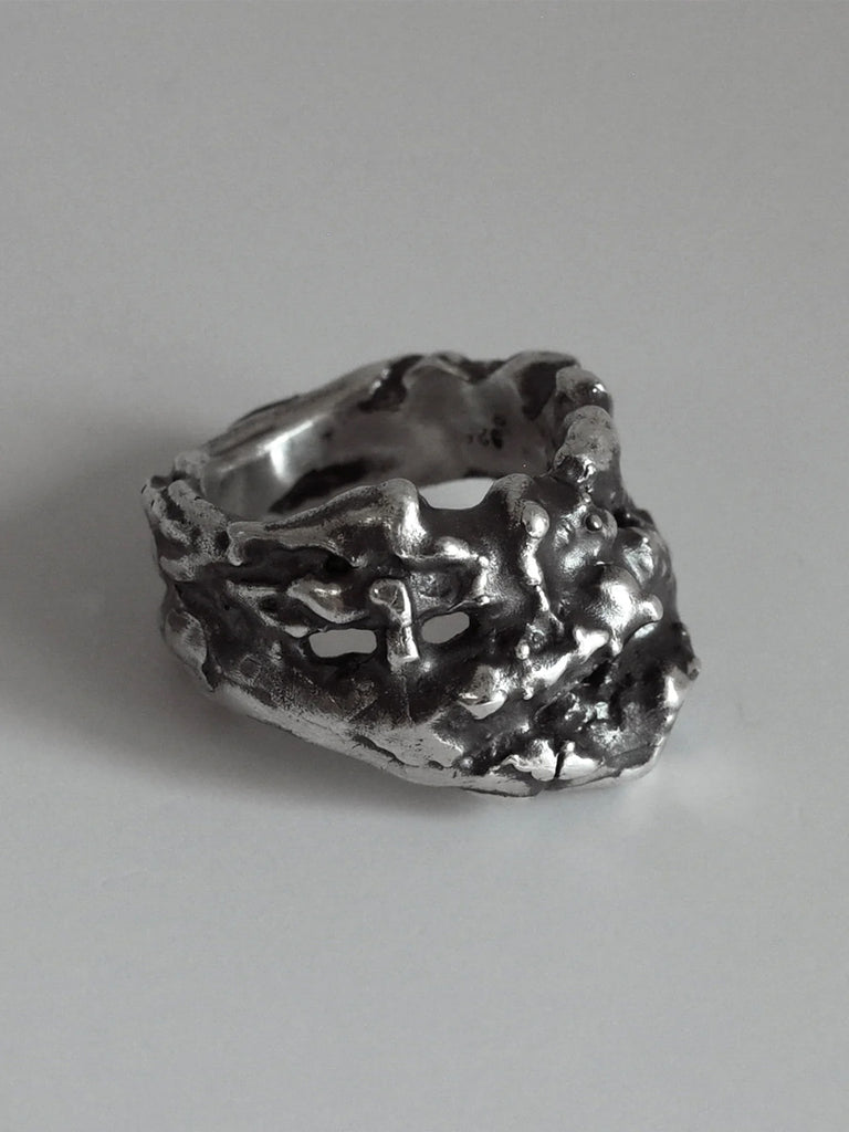 Blackmerle Face Ring